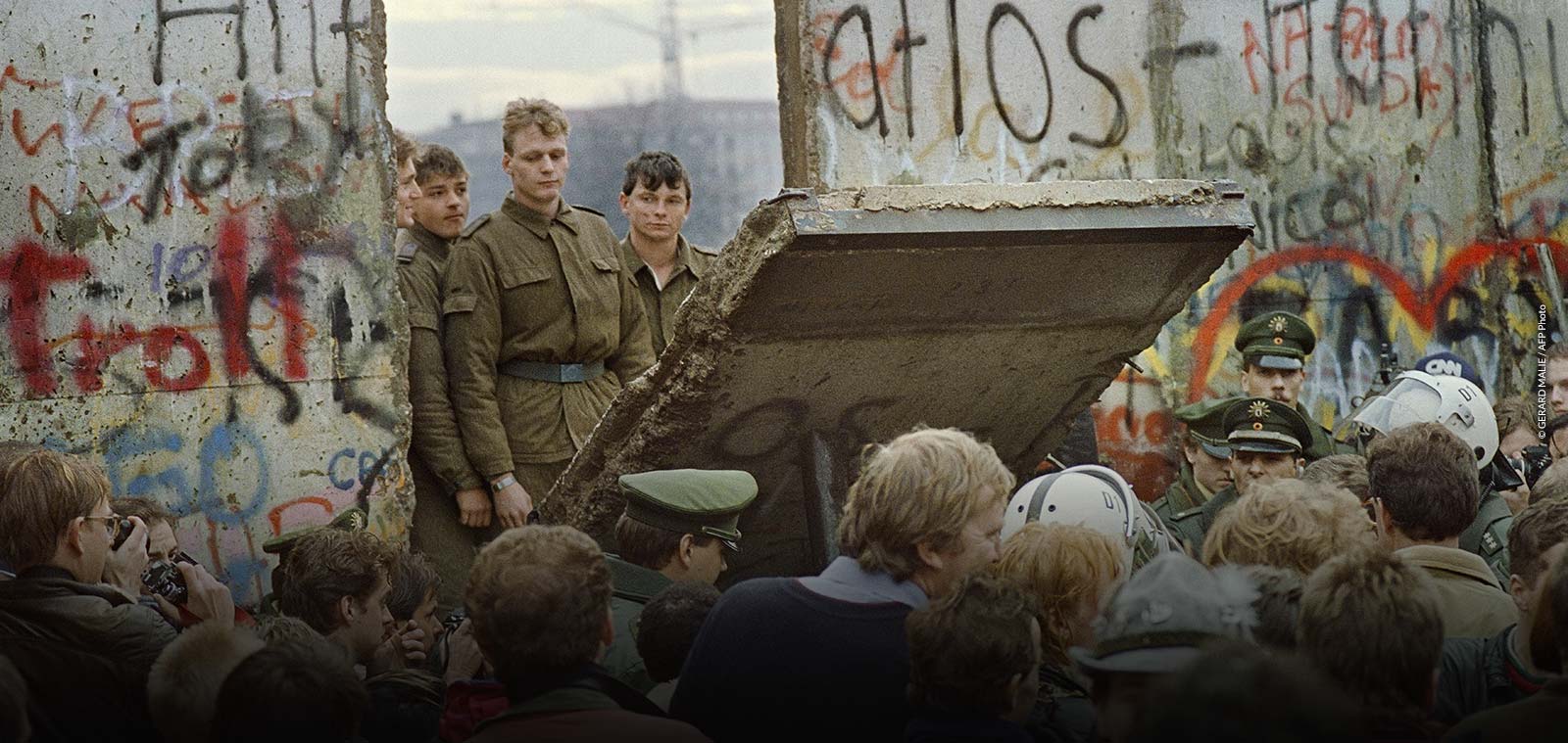 Photo  Chute du mur de Berlin - Novembre 1989